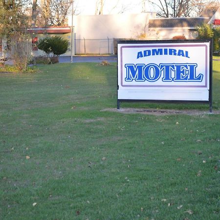 Admiral Motel Oaklandon Exterior photo